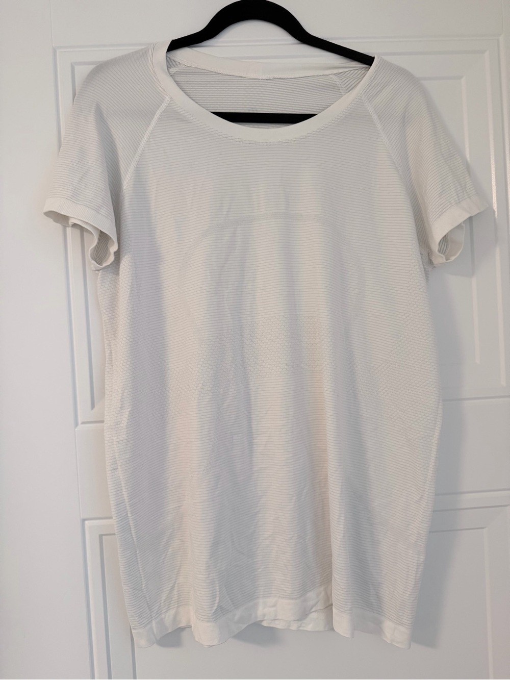 lululemon athletica White Short Sleeve Textured Tee
